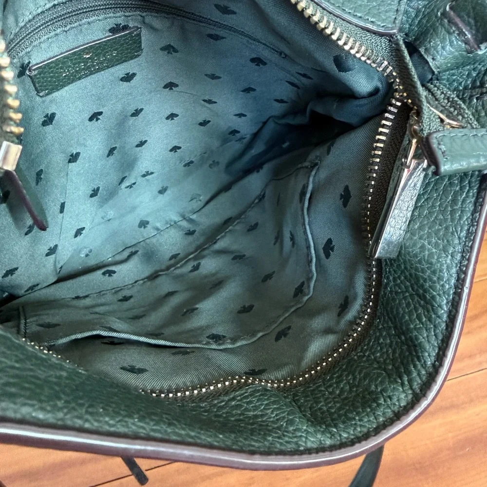 Kate Spade Forest Green Crossbody Minimal Chic Capsule Wardrobe Everyday Luxury - Picture 6 of 12